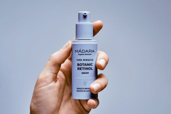 Botanic Retinol Sérum de MÁDARA